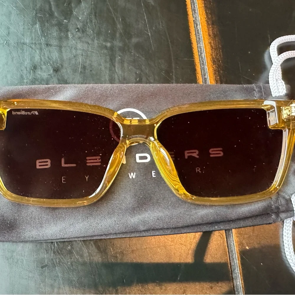 Blenders Mave X2 Polarized sunglasses - NEW - Picture 7 of 10